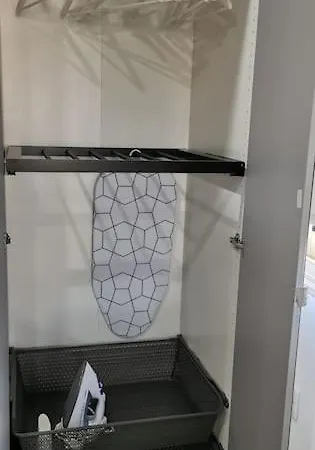 Apartment Pretty And Quiet Studio, With Wifi And Parking *